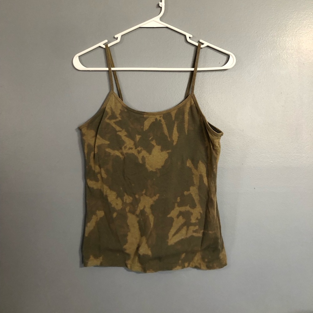 Green tie-dye tank top